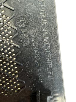 LAND ROVER GENUINE Land Rover Range Rover Sport L320 Centre Dash Speaker Grille Cover — thumbnail 8