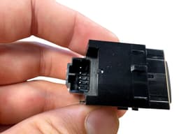 LAND ROVER GENUINE Land Rover Range Rover Sport L320 switch seat heater seat heater button — thumbnail 10
