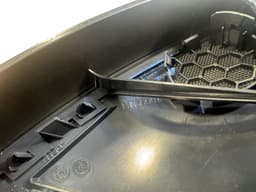 LAND ROVER GENUINE Land Rover Range Rover Sport L320 left Tweeter Loudspeaker Cover RHD — thumbnail 7
