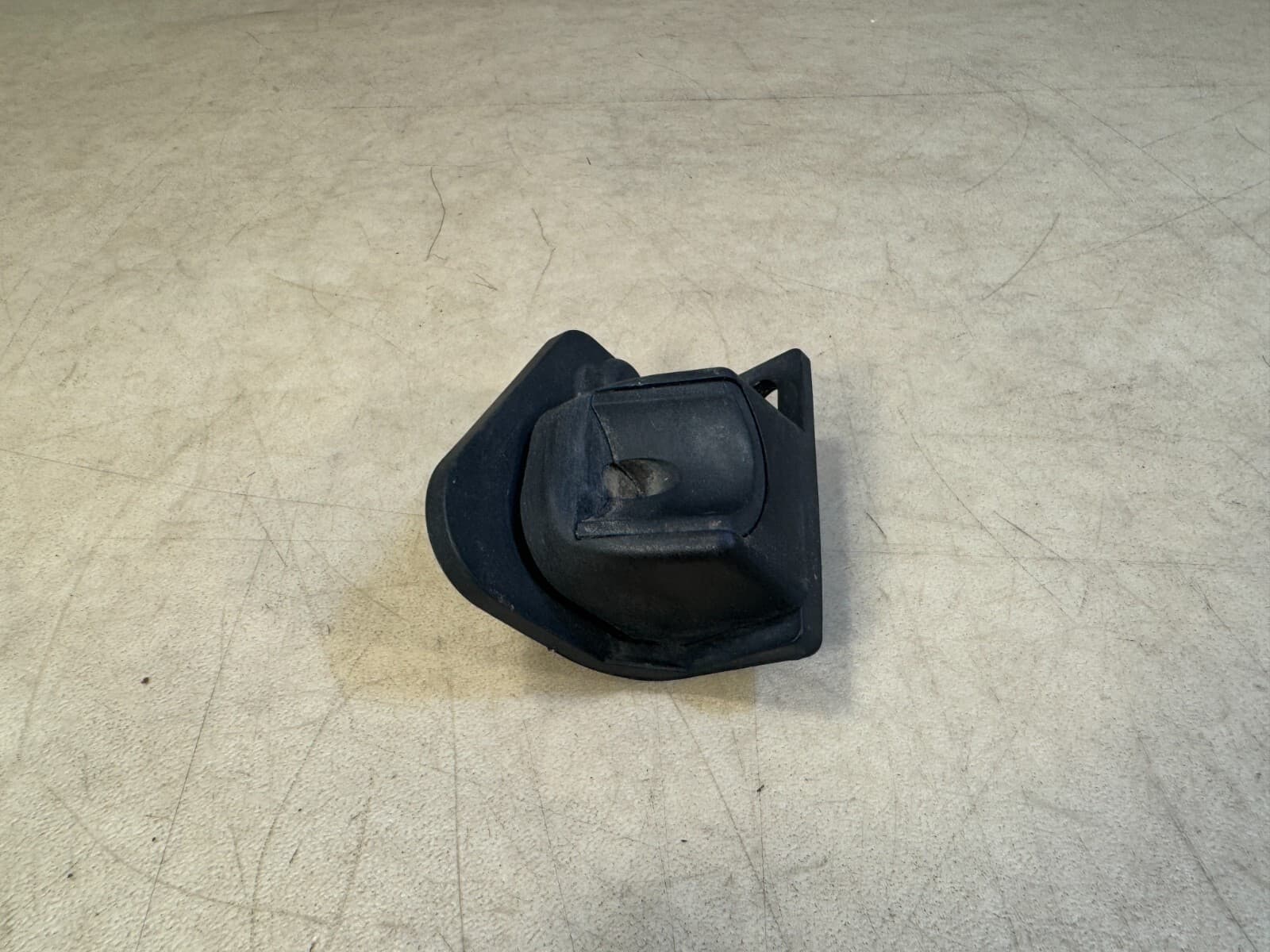 BMW GENUINE BMW X5 E70 E70 LCI Stop trunk lid right Stopper 51247164861