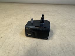 BMW GENUINE BMW X5 E70 E70 LCI Stop trunk lid right Stopper 51247164861 — thumbnail 5