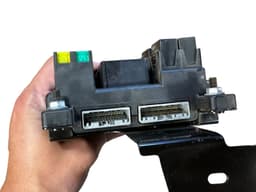 LAND ROVER GENUINE Land Rover Range Rover Sport L320 Control Fuse Box LR032733 — thumbnail 10
