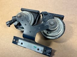 LAND ROVER Land Rover Range Rover L322 Sport L320 Genuine Dual Tone Note Signal High & Low — thumbnail 10