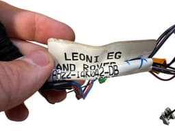LAND ROVER GENUINE Land Rover Range Rover Sport L320 CENTER CONSOLE REAR WIRE WIRING HARNES — thumbnail 9