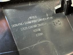 LAND ROVER GENUINE Land Rover Range Rover Sport L320 Driver Upper Outer Pane RHD — thumbnail 9