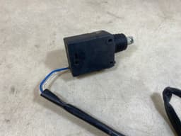 MERCEDES-BENZ Mercedes G class W463 Genuine Door Lock Actuator A0048202542 — thumbnail 3