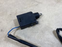 MERCEDES-BENZ Mercedes G class W463 Genuine Door Lock Actuator A0048202542 — thumbnail 4