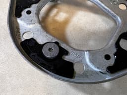 MERCEDES-BENZ Mercedes C E class W205 W213 St. Wheel Metal Base Plate Horn With Screws 3078736 — thumbnail 5