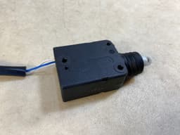 MERCEDES-BENZ Mercedes G class W463 Genuine Door Lock Actuator A0048202542 — thumbnail 3