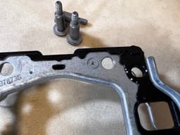 MERCEDES-BENZ Mercedes C E class W205 W213 St. Wheel Metal Base Plate Horn With Screws 3078736 — thumbnail 10