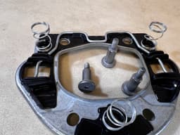 MERCEDES-BENZ Mercedes C E class W205 W213 St. Wheel Metal Base Plate Horn With Screws 3078736 — thumbnail 6