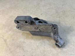 MERCEDES-BENZ Mercedes G class W463 G400 CDI Genuine Intake Duct Holder Bracket A6280980839 — thumbnail 5