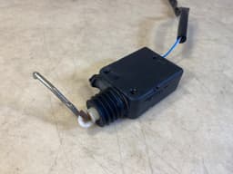 MERCEDES-BENZ Mercedes G class W463 Genuine Door Lock Actuator A0048202542 — thumbnail 3