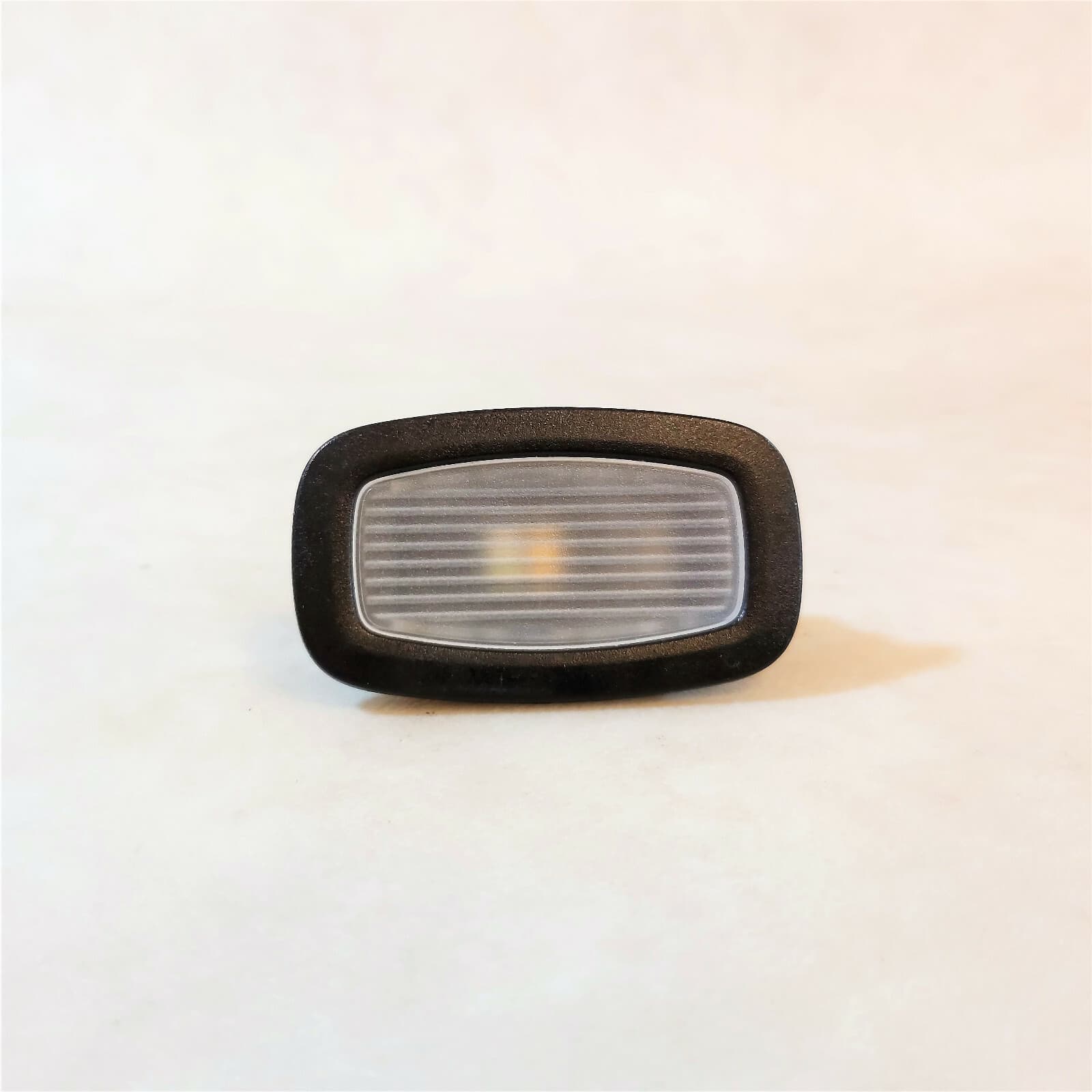 GENUINE MERCEDES-BENZ C-CLASS W204 W205 Interior Lighting LED A0009063105