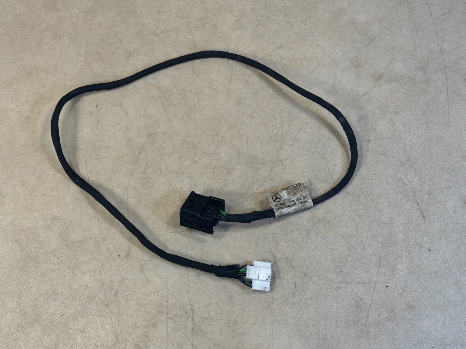 MERCEDES-BENZ Mercedes G class W463 GENUINE Front Door Wiring Harness A4635400806