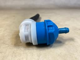 MERCEDES-BENZ MERCEDES G CLASS W463 GENUINE Fuel tank ventilation valve A0004767332 — thumbnail 2