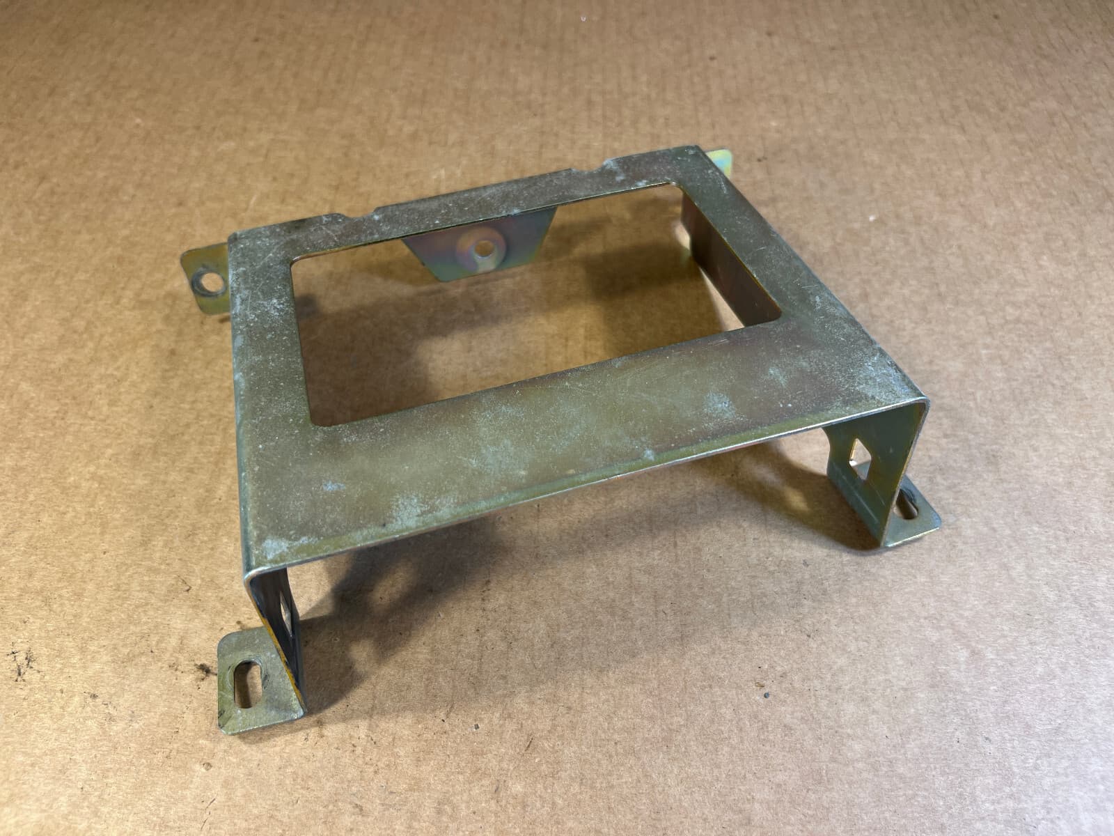 MERCEDES-BENZ Mercedes G class W463 GENUINE TV Tuner Holder Bracket A4635451847
