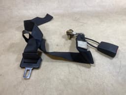 MERCEDES-BENZ Mercedes G class W463 Genuine Rear Center SEAT BELT 2001-2012 Year — thumbnail 4