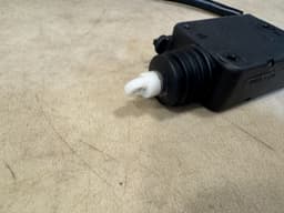 MERCEDES-BENZ Mercedes G class W463 Genuine Door Lock Actuator A0048202542 — thumbnail 3