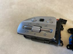 MERCEDES-BENZ Mercedes A B C CLS E S G GLE AMG Steering Wheel Distronic Buttons SET RHD Cars — thumbnail 5