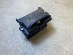 MERCEDES-BENZ Mercedes G Class W463 GENUINE Enclosure Diagnostic Plug A2025402373 — thumbnail 4