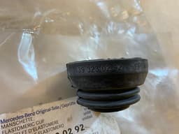 MERCEDES-BENZ Mercedes W639 Vito V-class NEW Genuine Stabiliser Storage A6393230292 — thumbnail 8