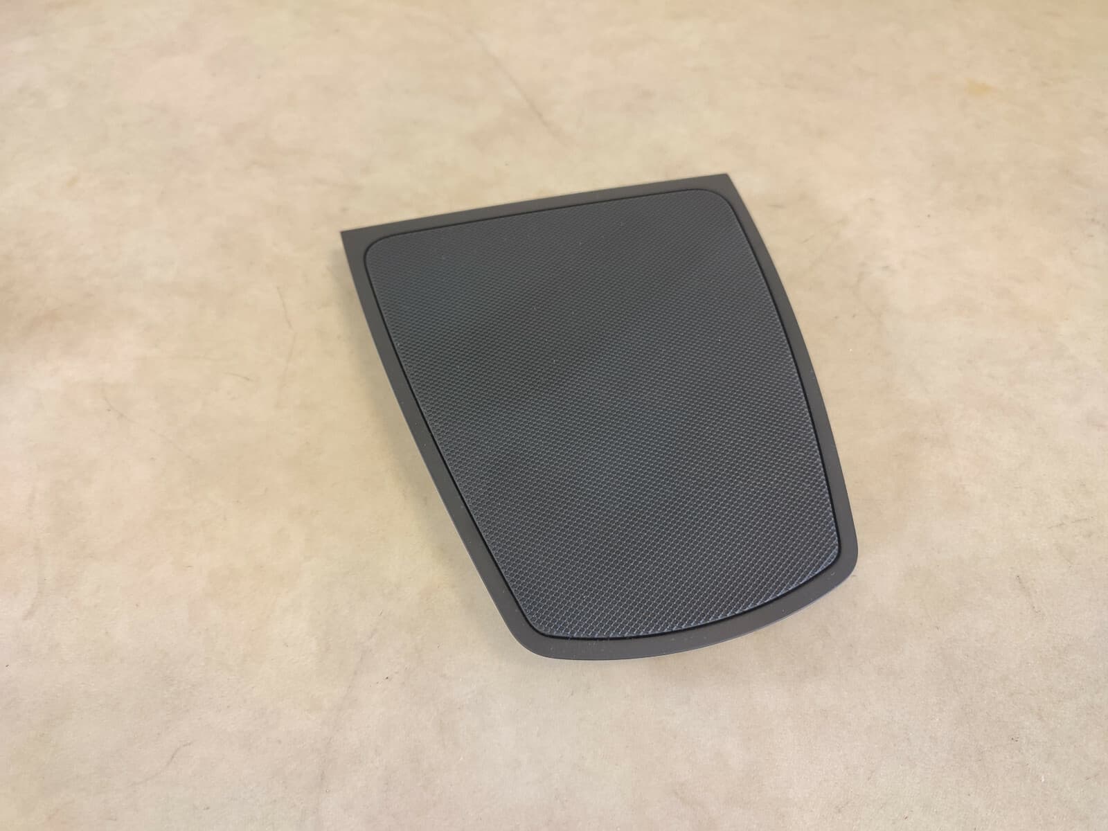 BMW BMW 5 Series F10 F11 Dashboard Centre Speaker Cover Panel Trim Black 9166643