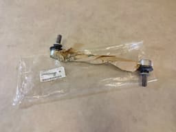 SUBARU Genuine SUBARU BRZ TOYOTA GT 86 FRONT SWAY STABILIZER BAR ENDLINKS 20420CA0009R — thumbnail 1