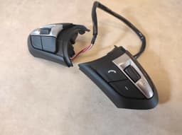 BMW BMW 1 2 3 4 5 6 X1 X5 X6 Fseries M Steering Wheel Multi Function Buttons 7849408 — thumbnail 4