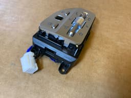 MERCEDES-BENZ Mercedes A B C CLS E S G GLE AMG Steering Wheel Button Right side A0999050804 — thumbnail 10