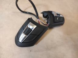 BMW BMW 1 2 3 4 5 6 X1 X5 X6 Fseries M Steering Wheel Multi Function Buttons 7849408 — thumbnail 5