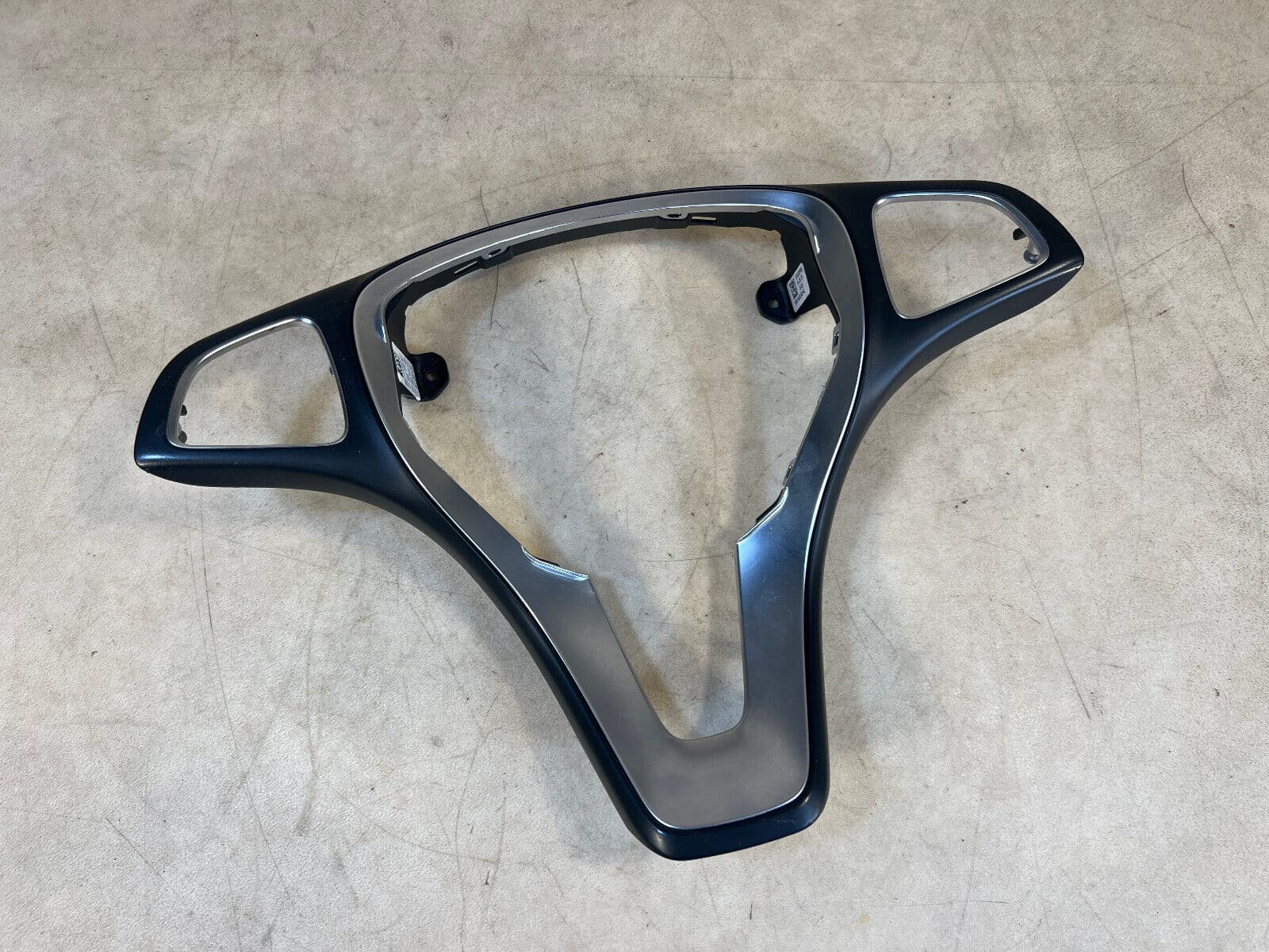 Original Mercedes Benz W205 Front Steering Wheel Cover Trim A0004601803 9E38