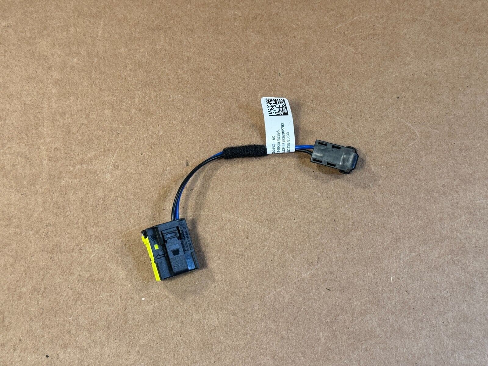 Genuine BMW F G Series Steering Wheel Wire Connector Horh Plug 9135012