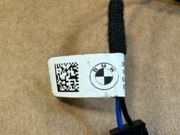 BMW Genuine BMW F G Series Steering Wheel Wire Connector Horh Plug 9135012 — thumbnail 5