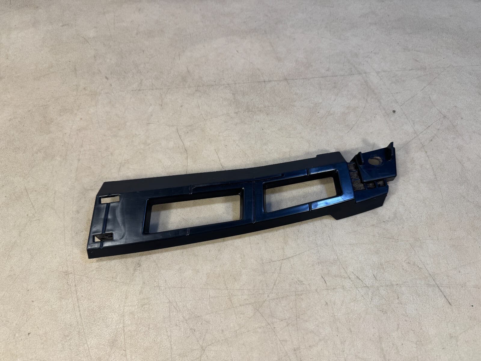 BMW Genuine BMW X5 M E70 Rear Bumper Bracket Outer Mount Right Support 51127226938