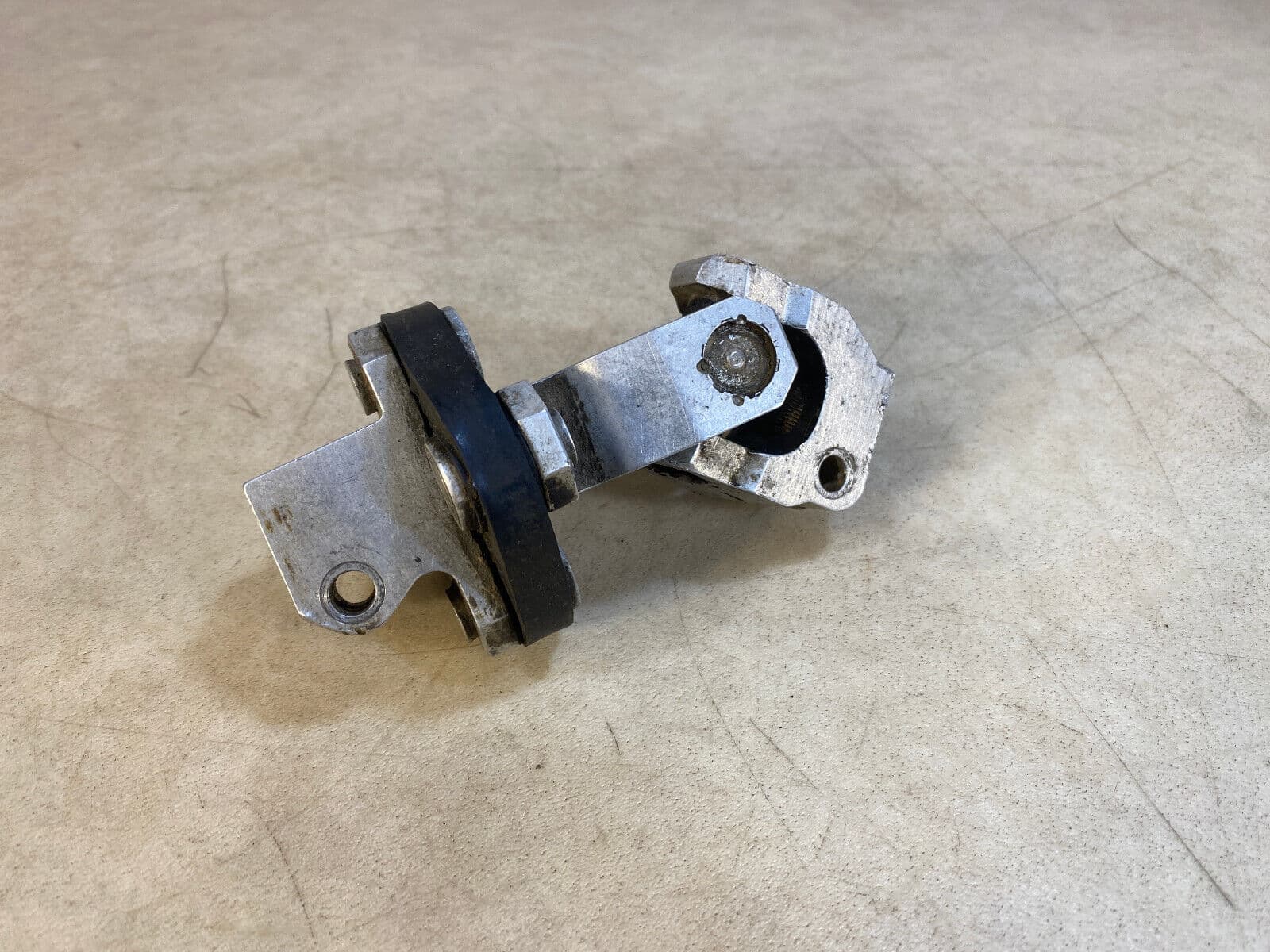BMW GENUINE BMW 5 E28 6 E24 7 E23 Swivel joint 32311150491