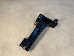 BMW Genuine BMW X5 M E70 Rear Bumper Right Corner Mount Bracket Trim 51127226936 — thumbnail 2