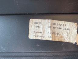 VW OEM BMW 3 E46 Estate rear side window sun shade/blind 51477160582 7160582 — thumbnail 10