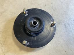 BMW OEM BMW 5 6 7 Series E28 E24 E23 REAR GUIDE SUPPORT 33521126987 — thumbnail 2