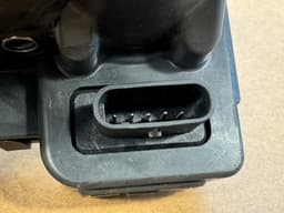 MERCEDES-BENZ Mercedes W117 W176 W204 W205 W212 W253 W221 W222 Sprinter Vito GENUINE Throttle — thumbnail 3