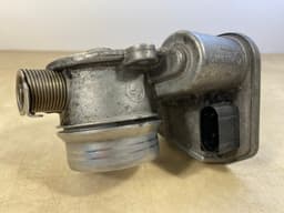 BMW BMW X5 E70 Throttle 780438401 / 11717804384 — thumbnail 9