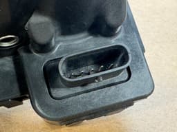 MERCEDES-BENZ Mercedes w246 w242 w218 w207 x156 w166 w447 R172 Sprinter Vito GENUINE Throttle — thumbnail 4