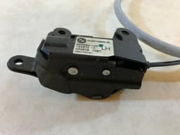 BMW BMW X5 E70 E70 LCI OEM Tailgate Boot Lid Lock Mechanism Left 51247149630 — thumbnail 6