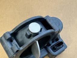 MERCEDES-BENZ Mercedes W117 W176 W204 W205 W212 W253 W221 W222 Sprinter Vito GENUINE Throttle — thumbnail 3