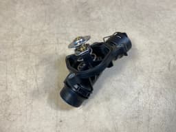 BMW Genuine BMW X5 E70 Thermostat Housing 11517805811 — thumbnail 5