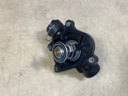 BMW Genuine BMW X5 E70 Thermostat Housing 11517805811 — thumbnail 6