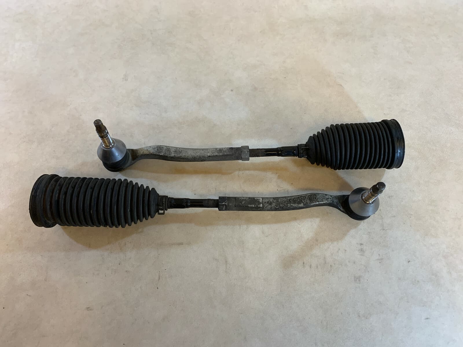 MERCEDES-BENZ Mercedes C E W205 C205 W213 C213 GENUINE Steering Rack Tie Rod Bellow Set