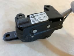 BMW BMW X5 E70 E70 LCI OEM Tailgate Boot Lid Lock Mechanism Left with Micro Switch — thumbnail 5