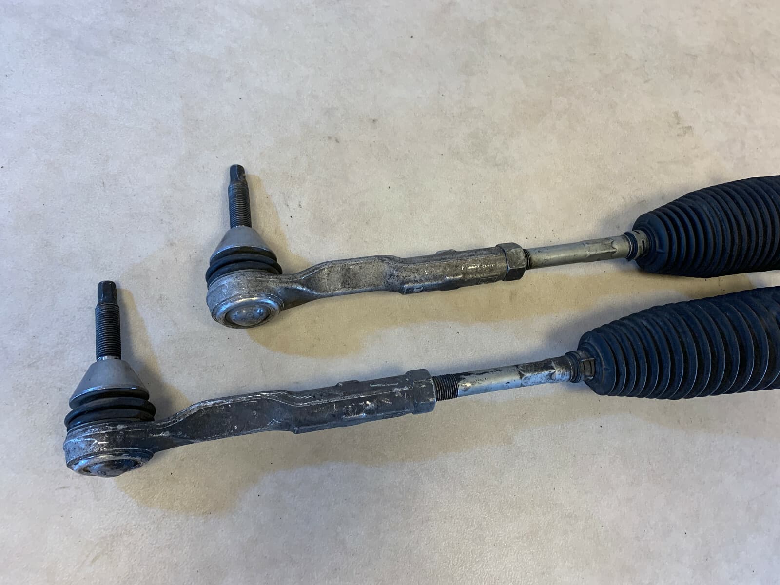 MERCEDES-BENZ Mercedes S W217 C217 W222 C222 GENUINE Steering Rack Tie Rod Bellow Set