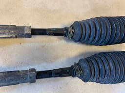 MERCEDES-BENZ Mercedes GLC W253 C253 GENUINE Steering Rack Tie Rod Bellow Set — thumbnail 3